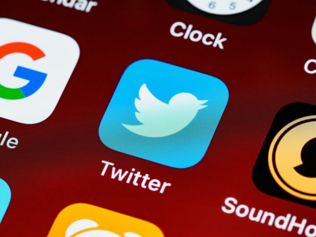 How to Use Twitter to Boost Your Startup