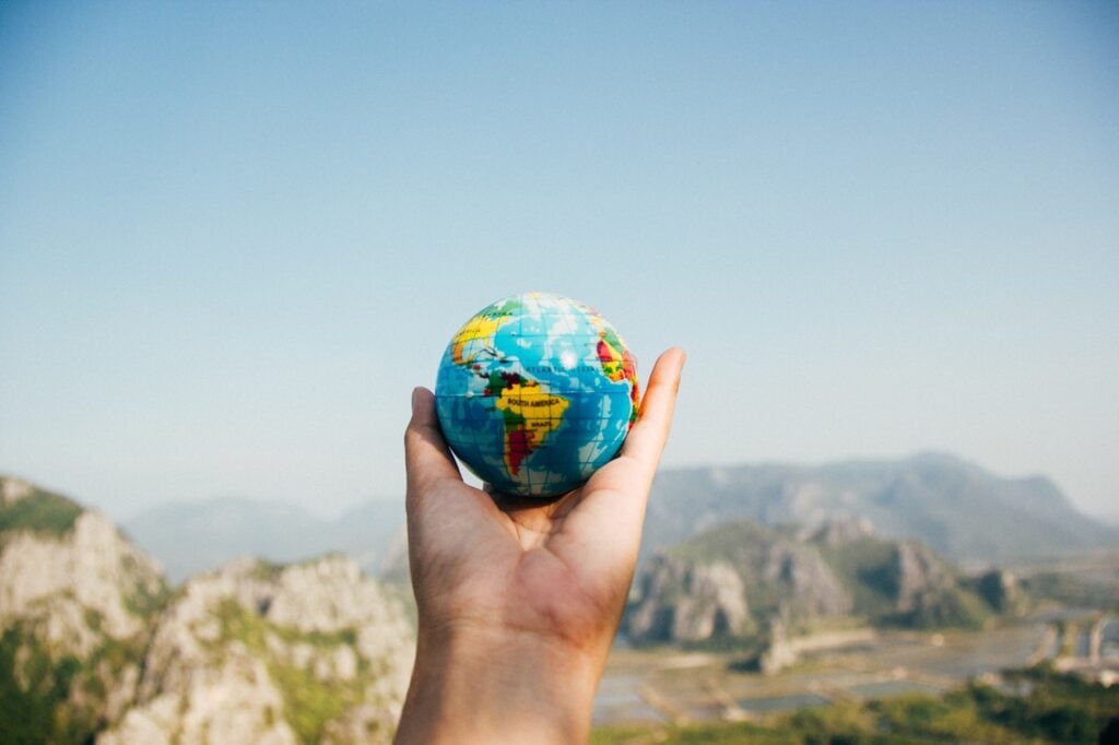 Generating a successful strategy for taking a small business global